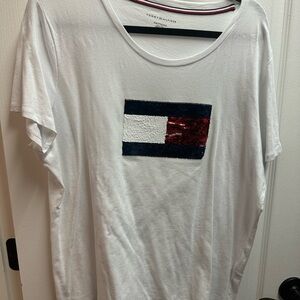 Tommy Hilfiger woman  White Short Sleeve Tee size XXL/ NWOT 728